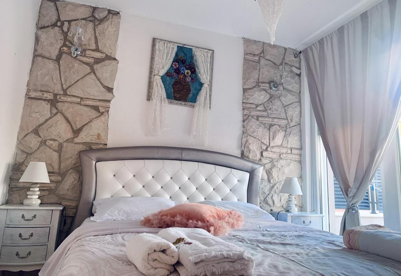 By The Sea 2 Apartment Kastela Luaran gambar