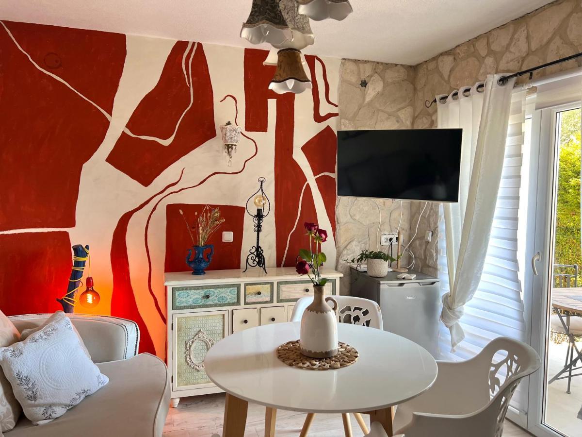 By The Sea 2 Apartment Kastela Luaran gambar